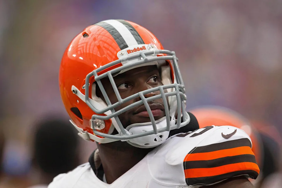 Atlanta Falcons linebacker Barkevious Mingo was arrested Thursday and accused of sexual contact with a child